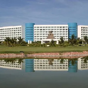 The Grand Mayan Nuevo Vallarta Отель